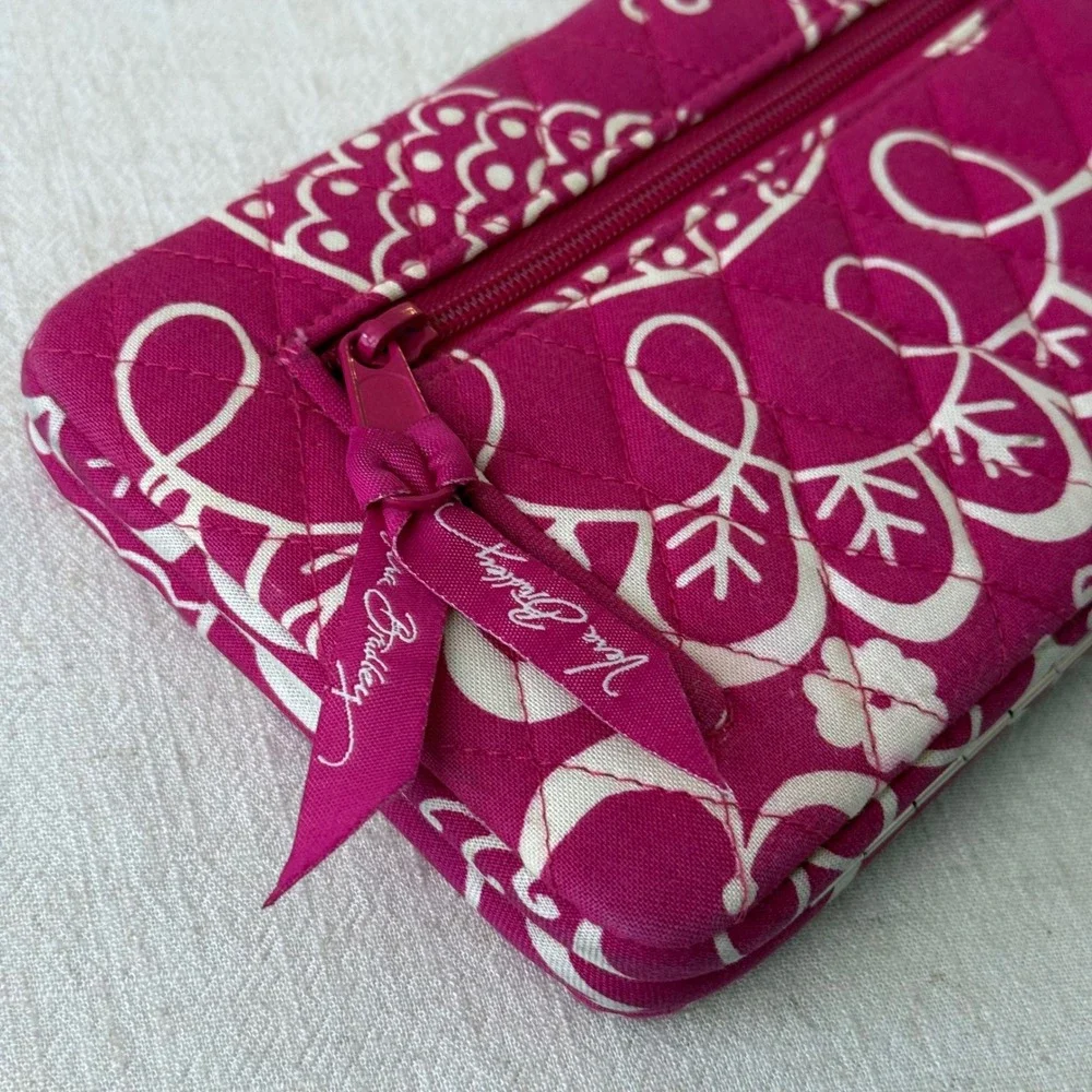 Vera Bradley Quilted Magenta White‎ Floral Double Frame Wallet Clutch 8x5